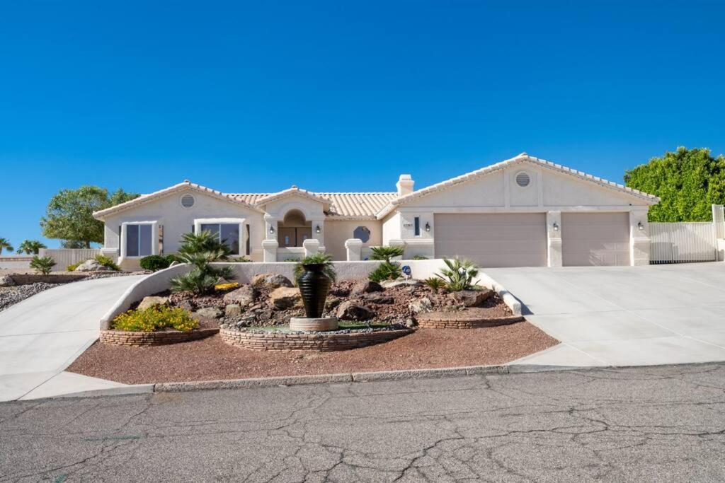 Grand Havasu Oasis With Custom Pool & Spa! Lake Havasu City Exterior foto